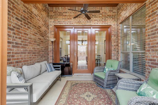 2318 Kingsmill Cir., Tyler, TX 75703