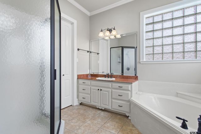 2318 Kingsmill Cir., Tyler, TX 75703