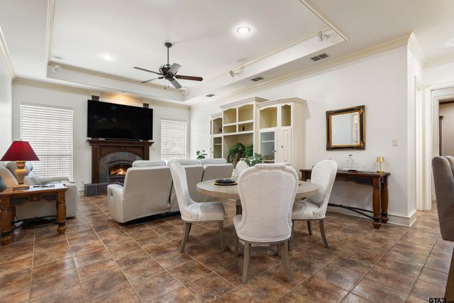 2318 Kingsmill Cir., Tyler, TX 75703