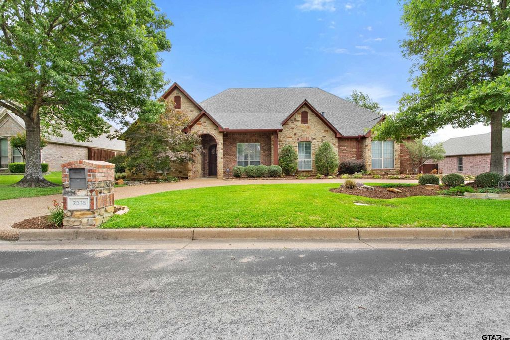 2318 Kingsmill Cir., Tyler, TX 75703