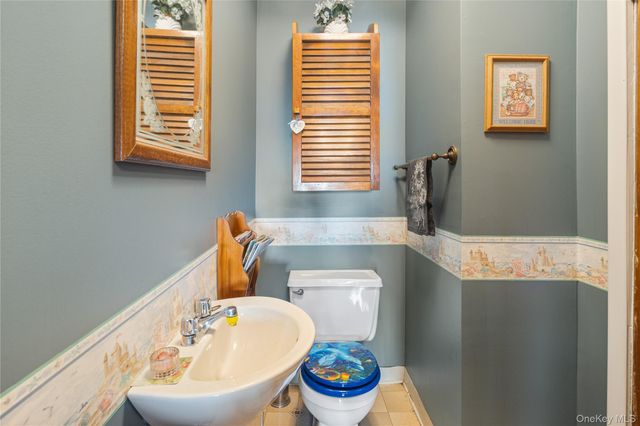 8131 164th Place, Jamaica, NY 11432