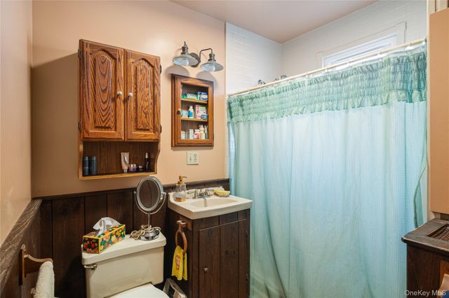 8131 164th Place, Jamaica, NY 11432