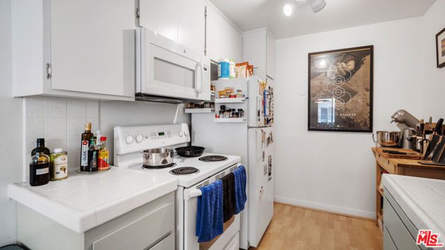 1115 S Elm Drive 415, Los Angeles, CA 90035