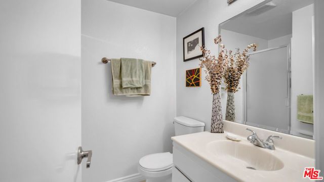 1115 S Elm Drive 415, Los Angeles, CA 90035