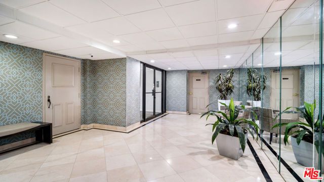 1115 S Elm Drive 415, Los Angeles, CA 90035