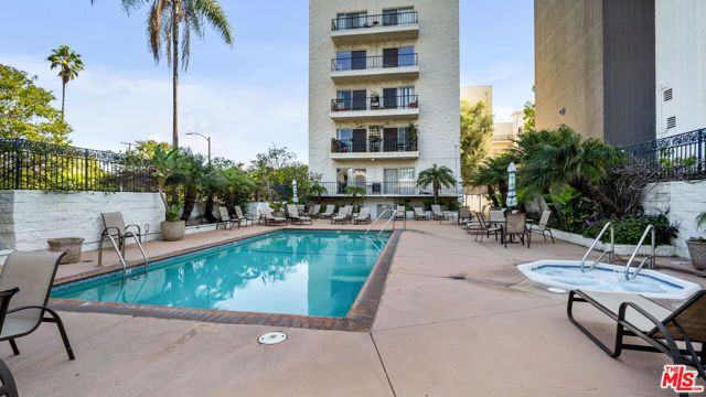 1115 S Elm Drive 415, Los Angeles, CA 90035