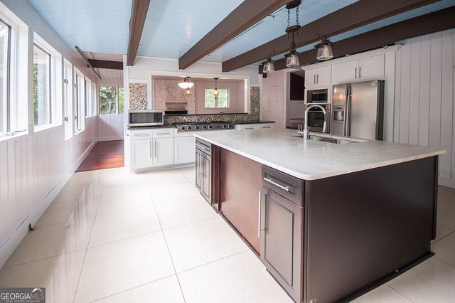 5270 Riverview Road, Atlanta, GA 30327