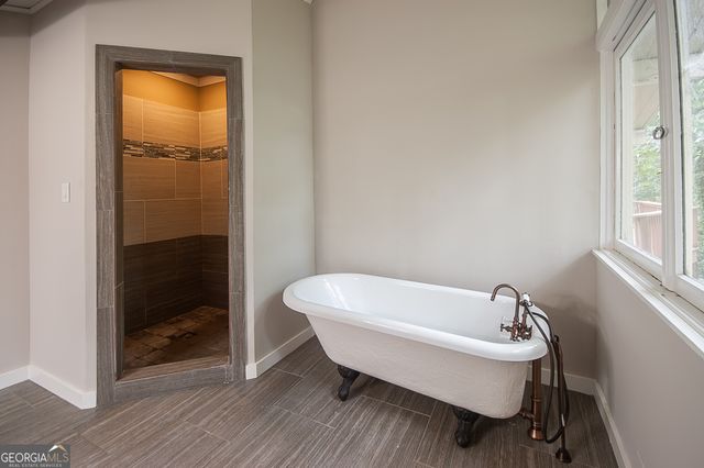 5270 Riverview Road, Atlanta, GA 30327