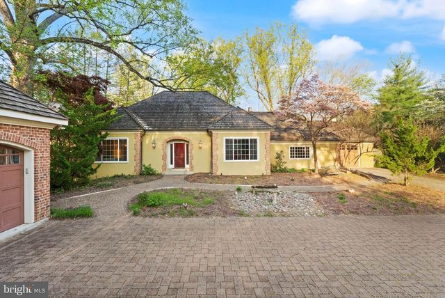 4015 N RANDOLPH ST, Arlington, VA 22207
