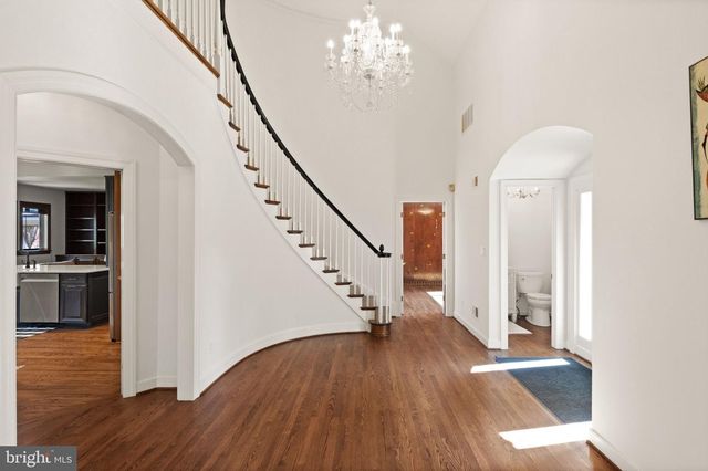 4015 N RANDOLPH ST, Arlington, VA 22207