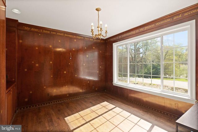 4015 N RANDOLPH ST, Arlington, VA 22207