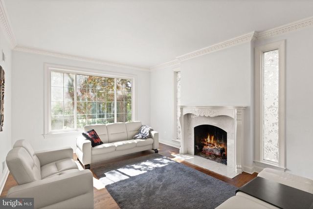 4015 N RANDOLPH ST, Arlington, VA 22207