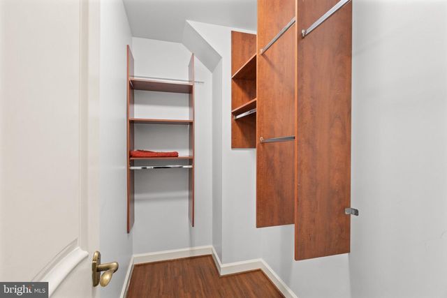 4015 N RANDOLPH ST, Arlington, VA 22207