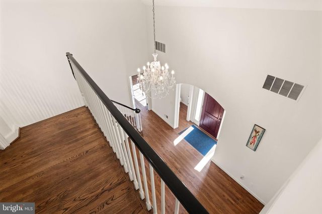 4015 N RANDOLPH ST, Arlington, VA 22207