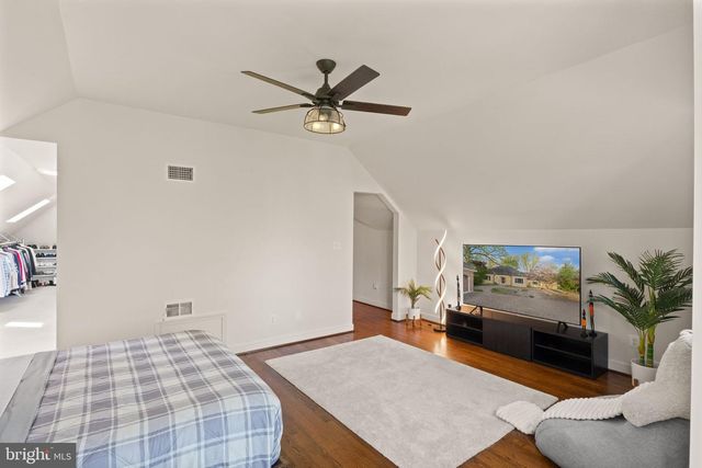 4015 N RANDOLPH ST, Arlington, VA 22207