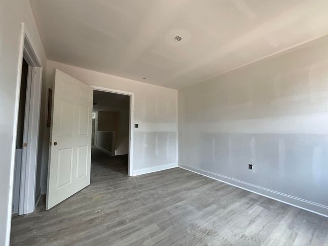 410, 412, 414 England Street, Lonoke, AR 72086
