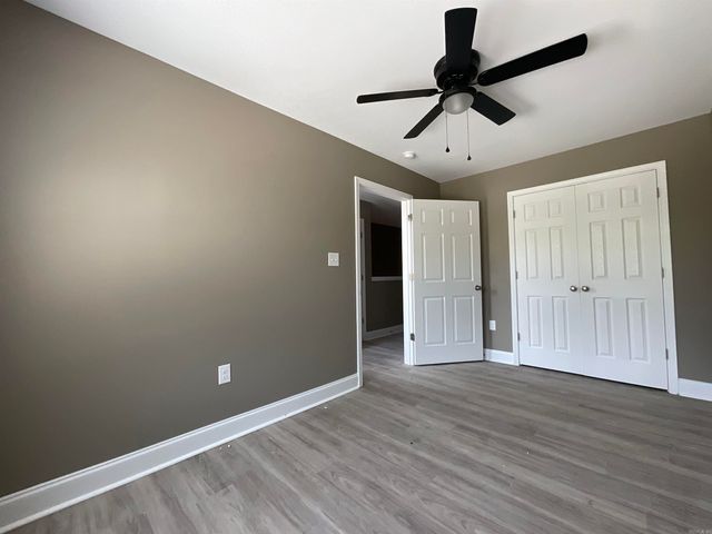 410, 412, 414 England Street, Lonoke, AR 72086