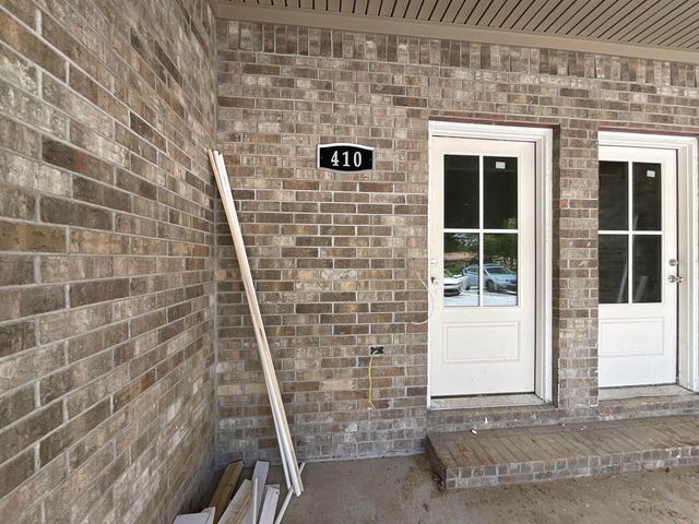 410, 412, 414 England Street, Lonoke, AR 72086