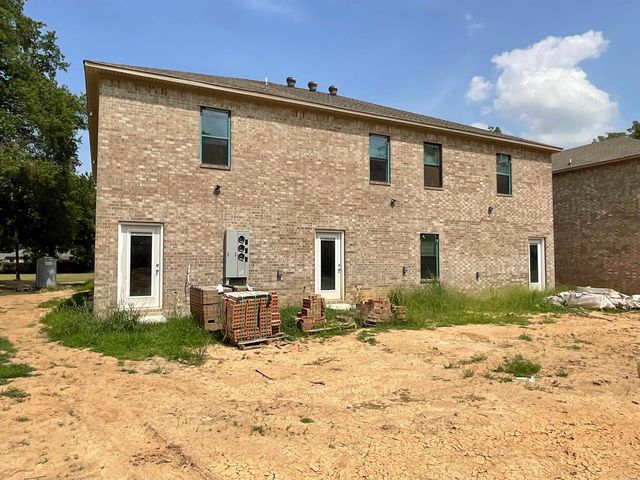 410, 412, 414 England Street, Lonoke, AR 72086