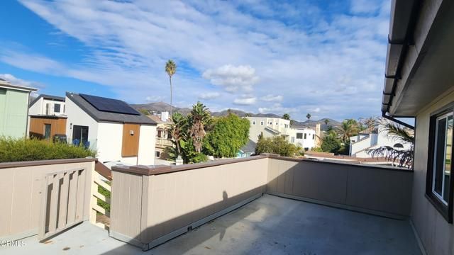 1081 Brockton Lane B, Ventura, CA 93001