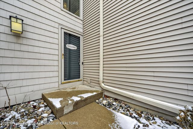 3648 East Meadows Court, Okemos, MI 48864