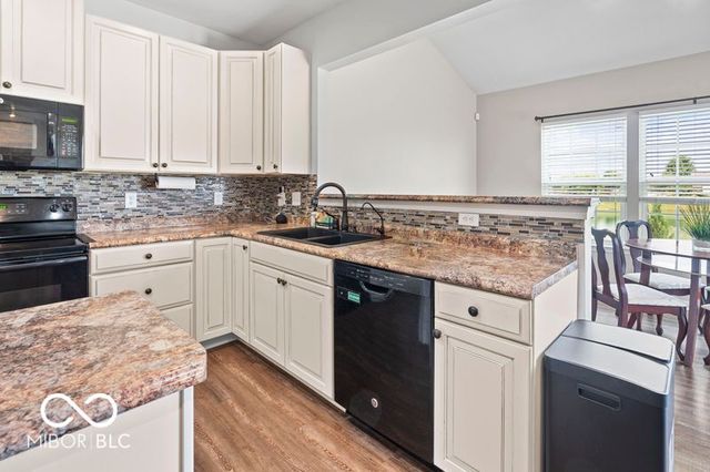 761 Reunion Lane, Greenwood, IN 46143