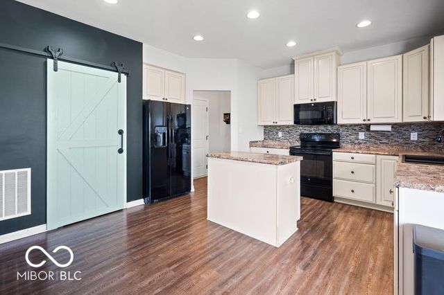 761 Reunion Lane, Greenwood, IN 46143