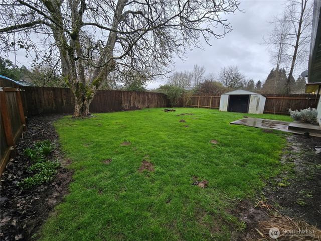 1106 S 11th Avenue, Kelso, WA 98626