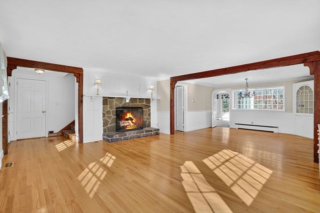 35 Birch Hill Rd, Agawam, MA 01001