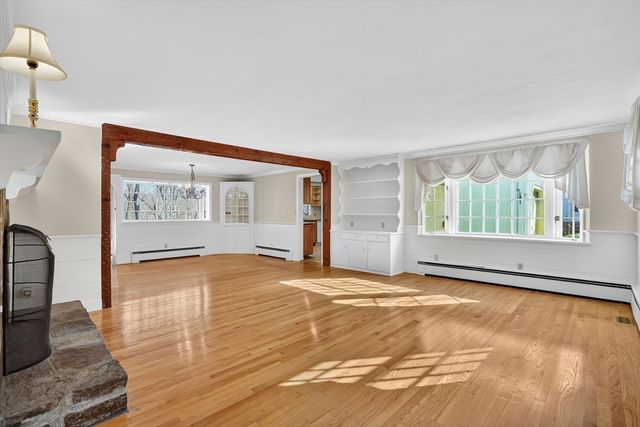 35 Birch Hill Rd, Agawam, MA 01001