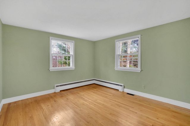 35 Birch Hill Rd, Agawam, MA 01001