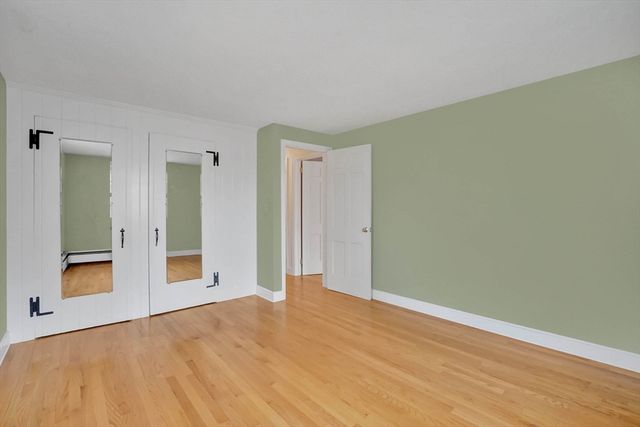 35 Birch Hill Rd, Agawam, MA 01001