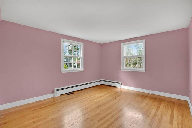 35 Birch Hill Rd, Agawam, MA 01001