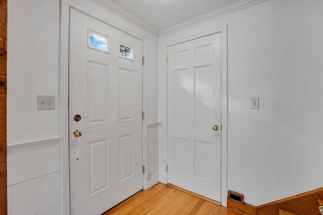 35 Birch Hill Rd, Agawam, MA 01001