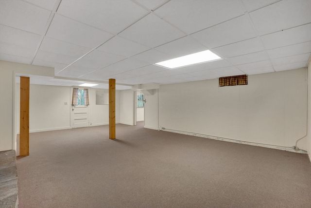 35 Birch Hill Rd, Agawam, MA 01001