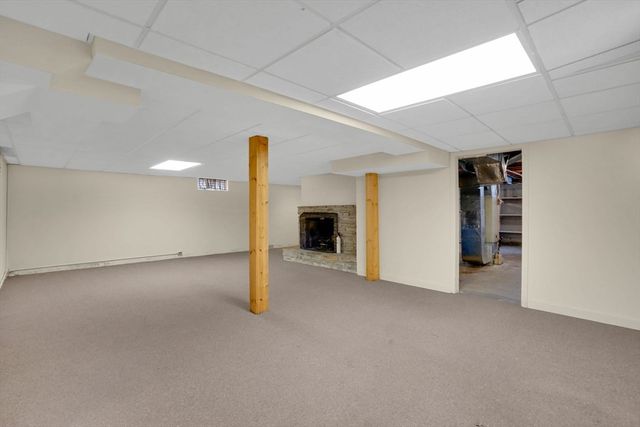 35 Birch Hill Rd, Agawam, MA 01001