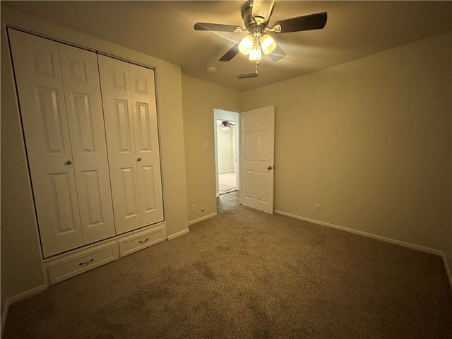 713 S 17th St, Kingsville, TX 78363