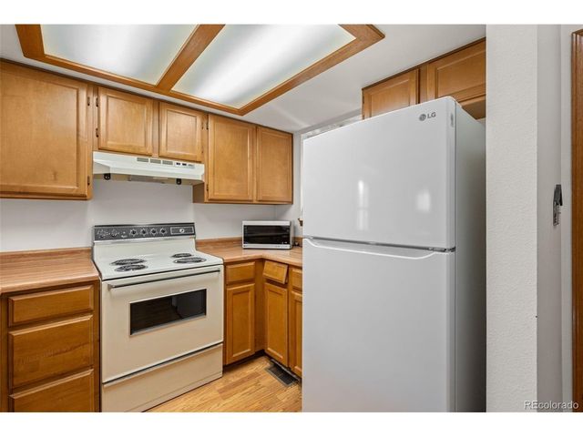 1921 S Balsam St, Denver, CO 80227