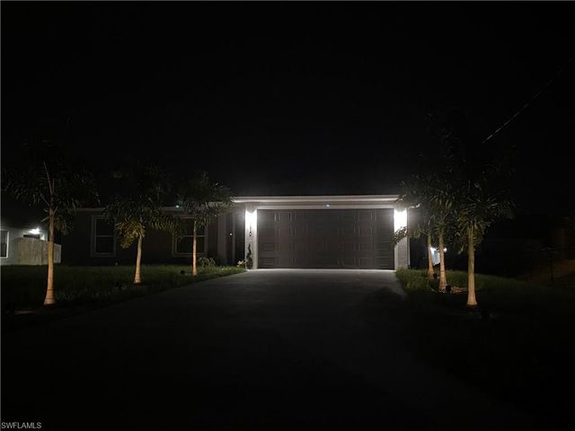 4110 19th ST SW, Lehigh Acres, FL 33976