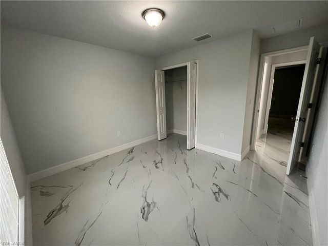 4110 19th ST SW, Lehigh Acres, FL 33976