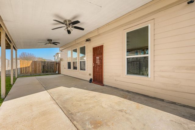 5911 Rosemary Circle, Baytown, TX 77521