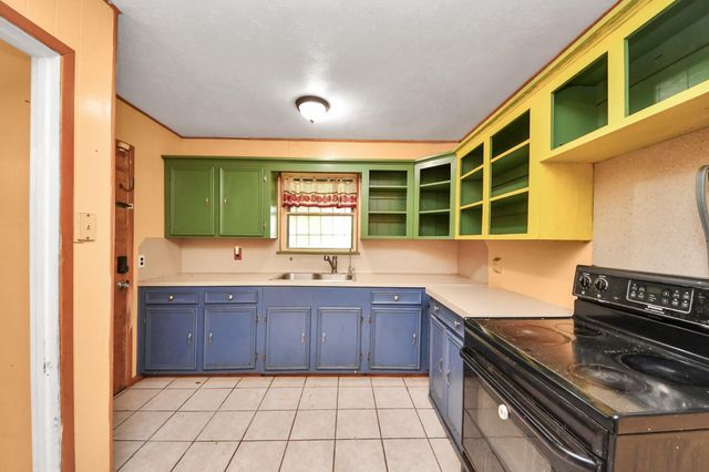 15709 Woodforest Boulevard, Channelview, TX 77530