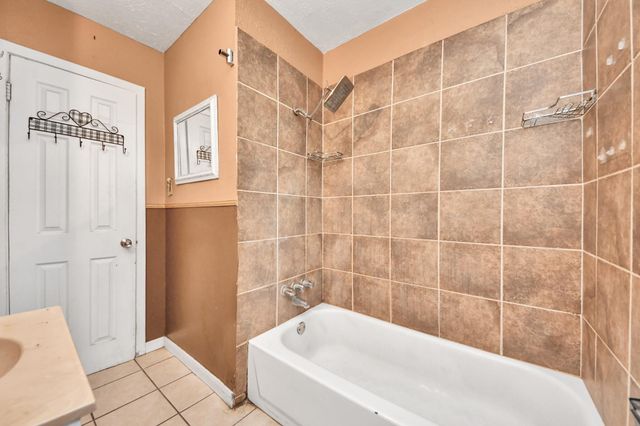 15709 Woodforest Boulevard, Channelview, TX 77530