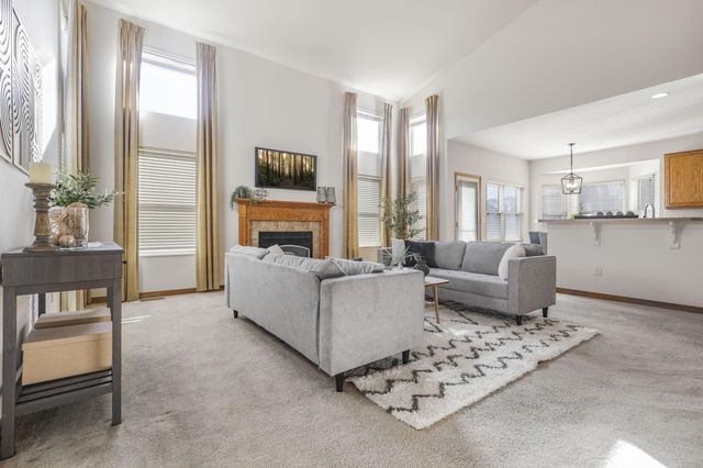 190 Fox Glen Drive W, Pickerington, OH 43147