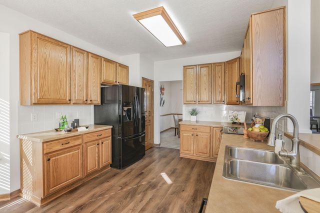 190 Fox Glen Drive W, Pickerington, OH 43147