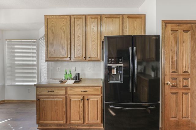 190 Fox Glen Drive W, Pickerington, OH 43147