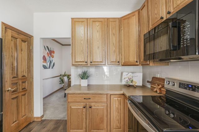 190 Fox Glen Drive W, Pickerington, OH 43147