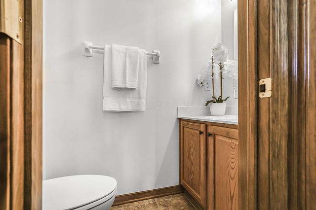 190 Fox Glen Drive W, Pickerington, OH 43147