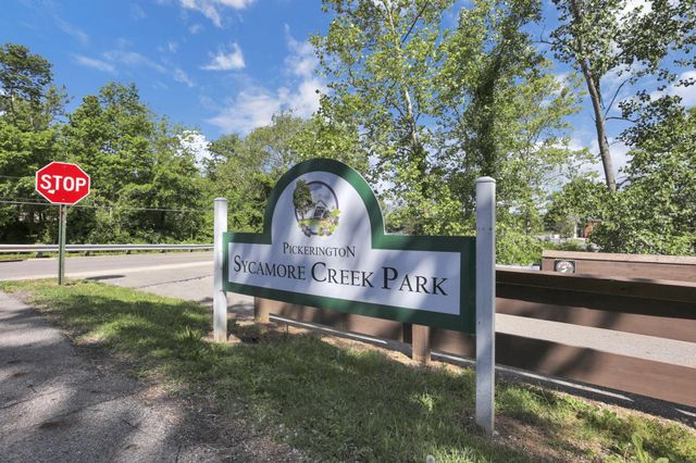 190 Fox Glen Drive W, Pickerington, OH 43147