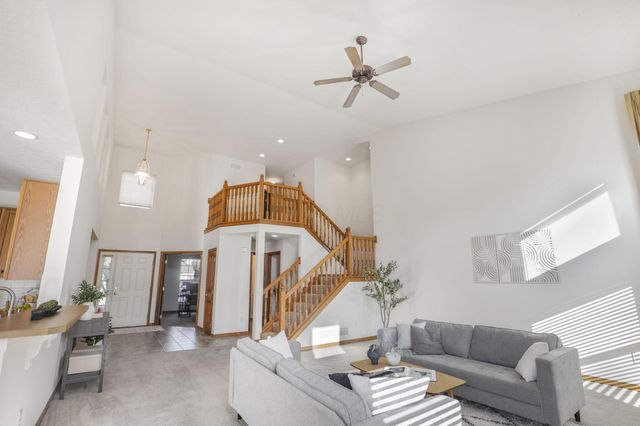 190 Fox Glen Drive W, Pickerington, OH 43147